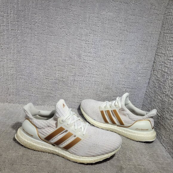 Adidas UltraBoost 4.0 DNA Women's Size US 11 Cloud White Running Sneakers - Picture 7 of 9